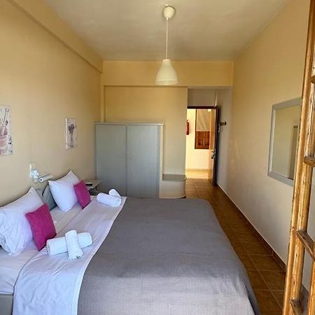 Romanza Rooms Poúlithra Exteriör bild